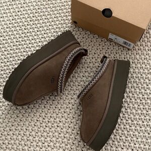 ugg tazz slip on platform